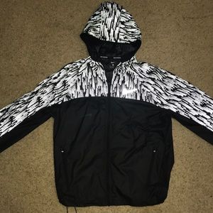 Women’s Nike Windbreakers